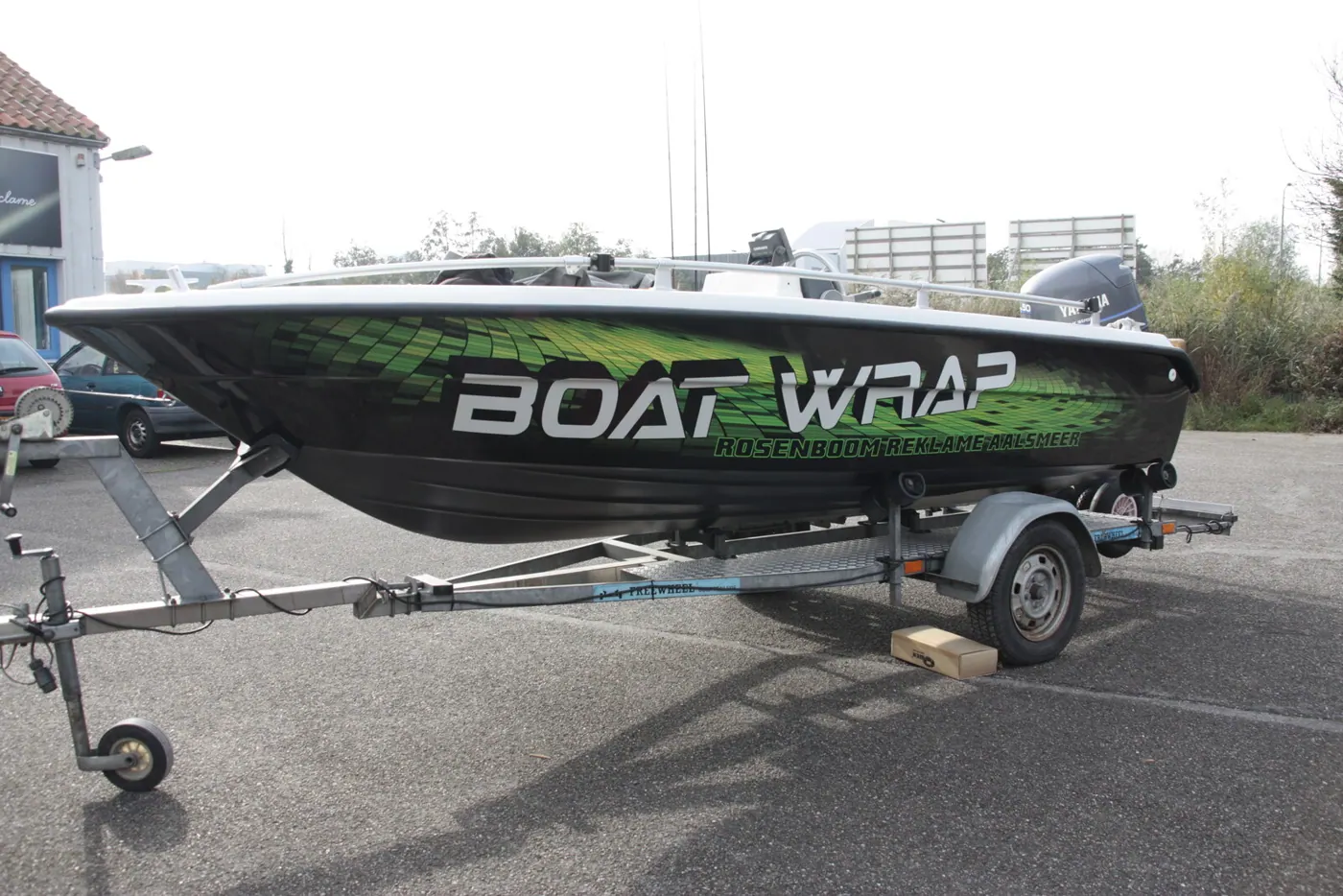 Boat Wrap — Full colour wrap sportboot — eigen referentieboot