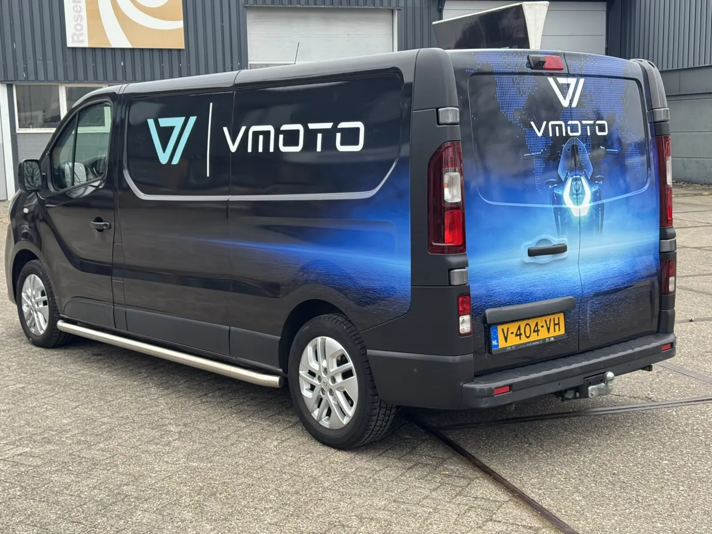 VMOTO — Full colour wrap bedrijfsbus